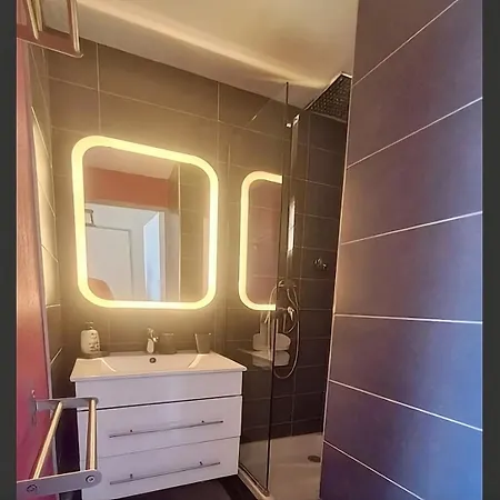 Apartment Les Pieds Dans L'eau